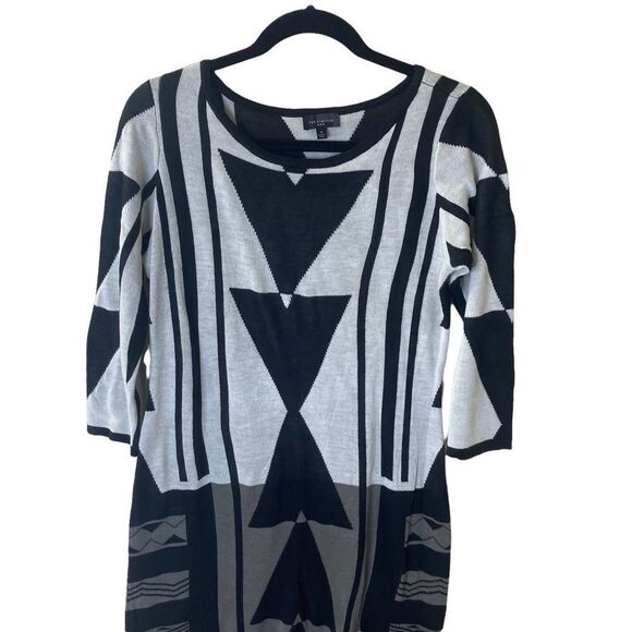 🎉The Limited Jumper Sweater Dress Sz M - Picture 2 of 8
